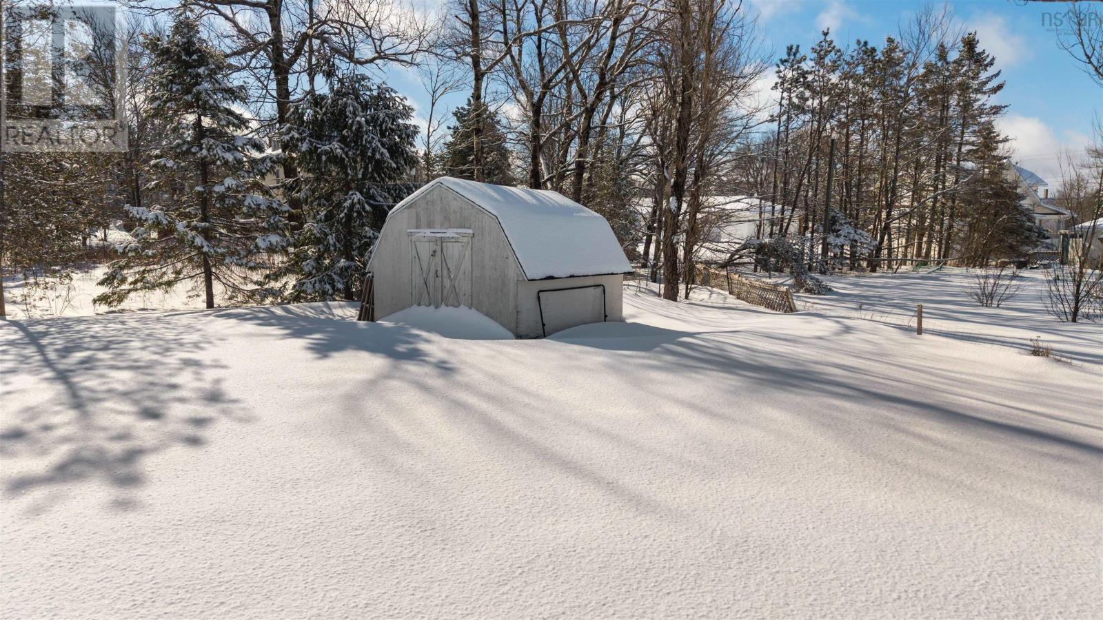 Property 13 of 48 of 8 Smith Avenue