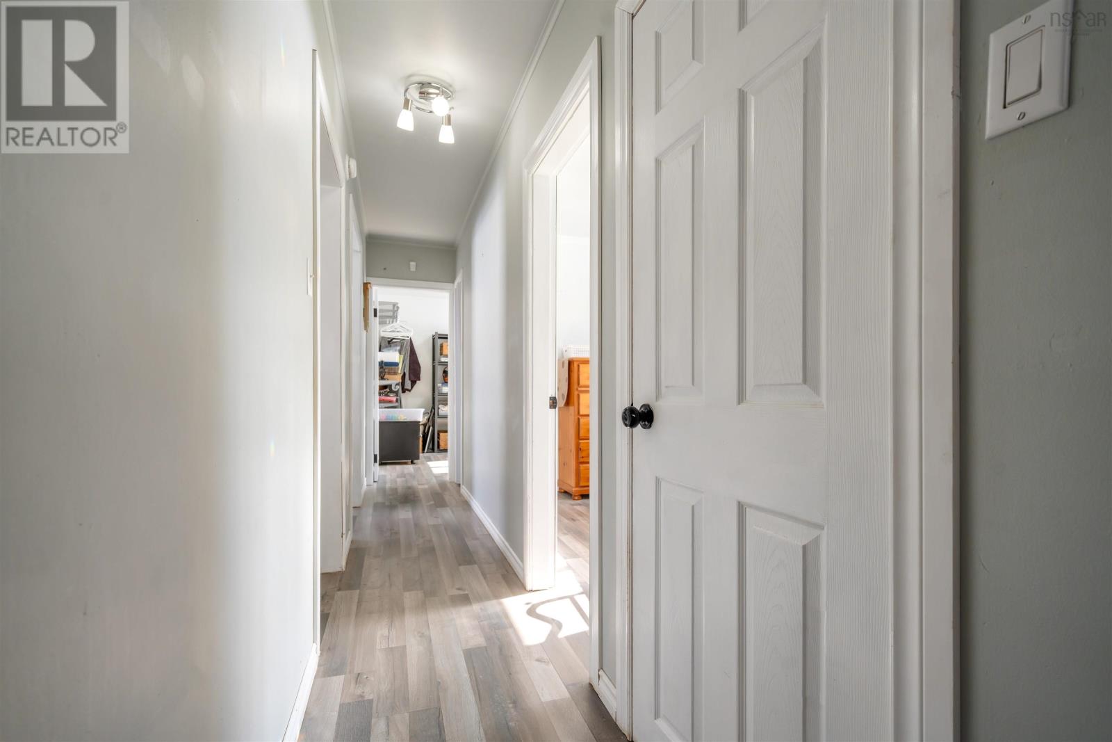 Property 28 of 48 of 8 Smith Avenue