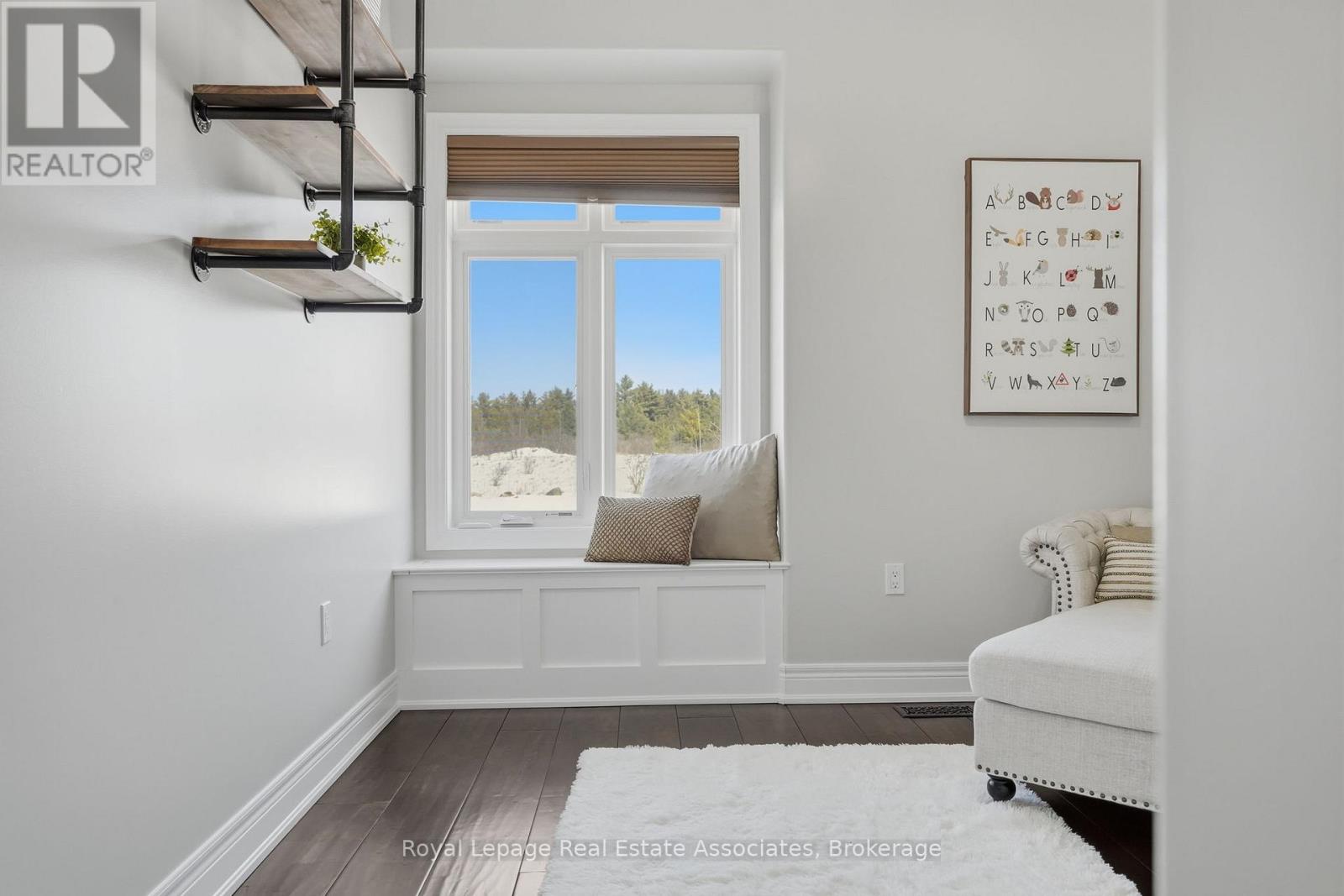 100 CHESSWOOD TRAIL - 27