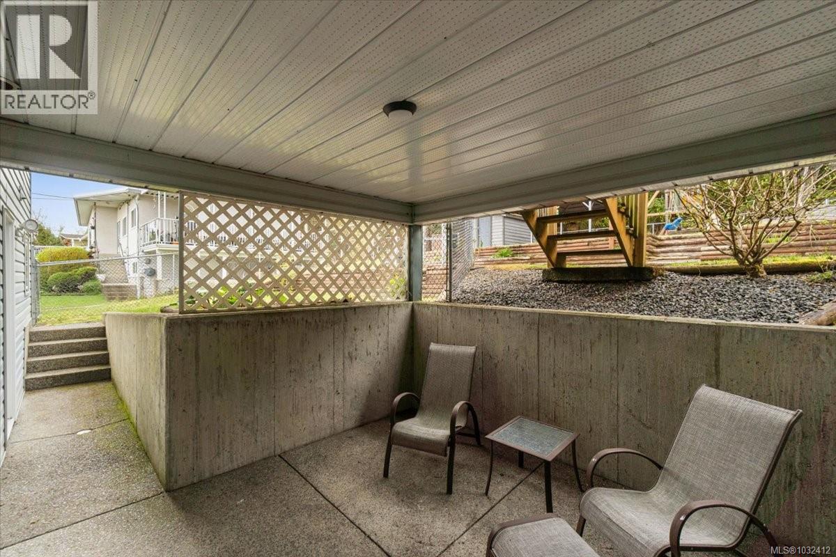 751 Dogwood Rd - 28