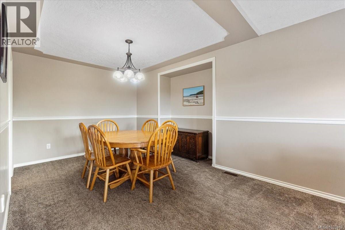 751 Dogwood Rd - 8