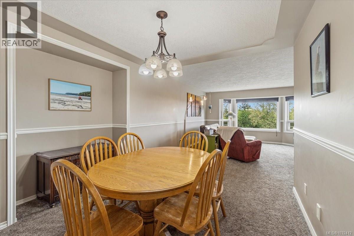 751 Dogwood Rd - 9