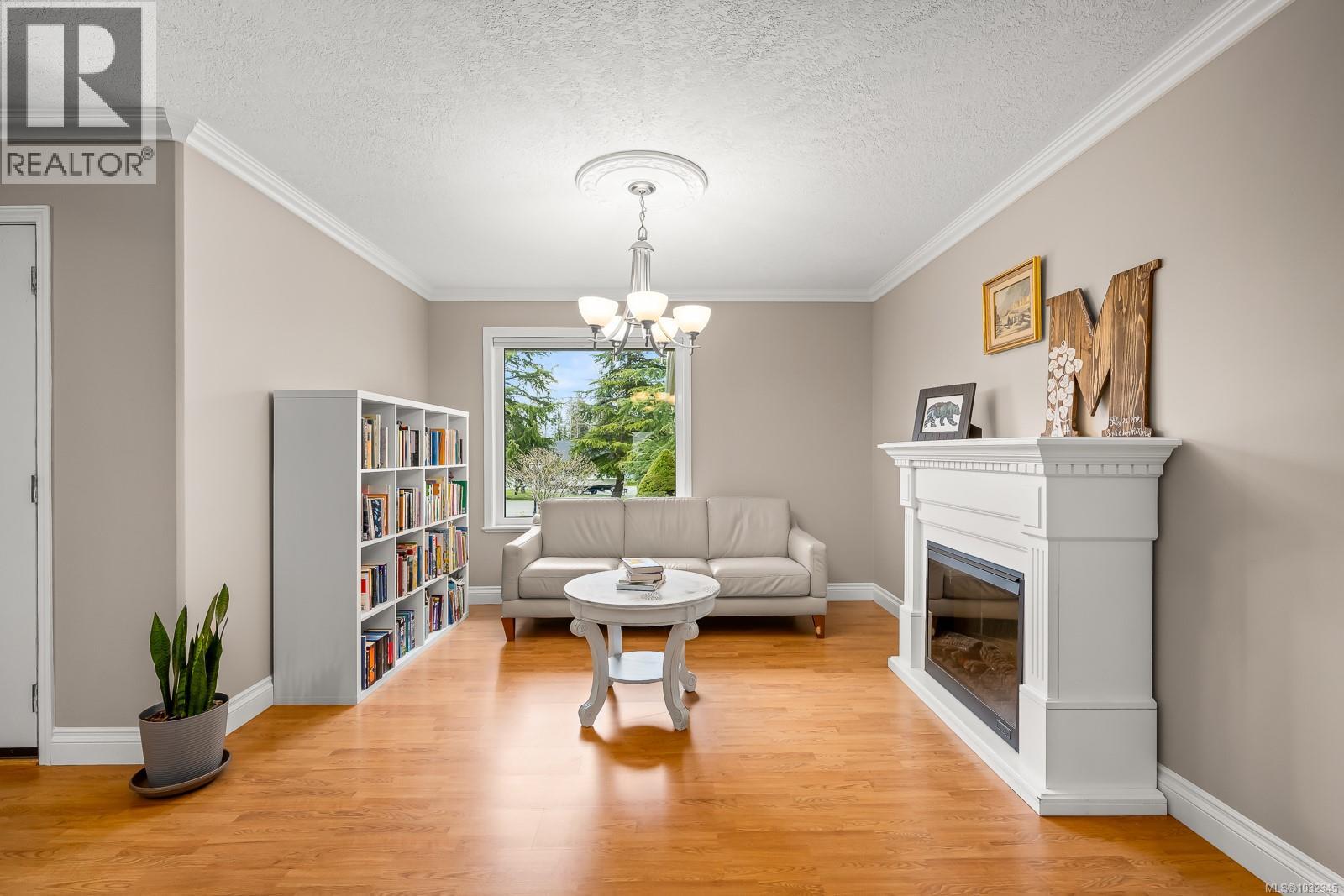 4651 MONTROSE DR - 10