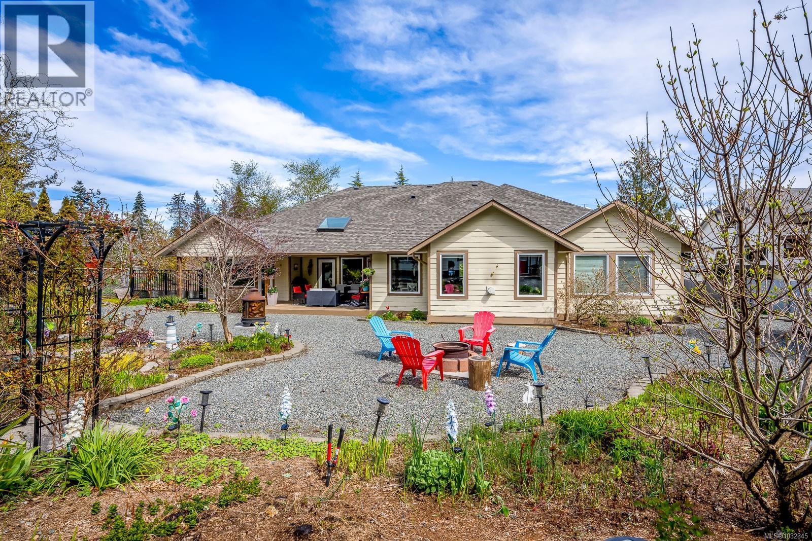 4651 MONTROSE DR - 36