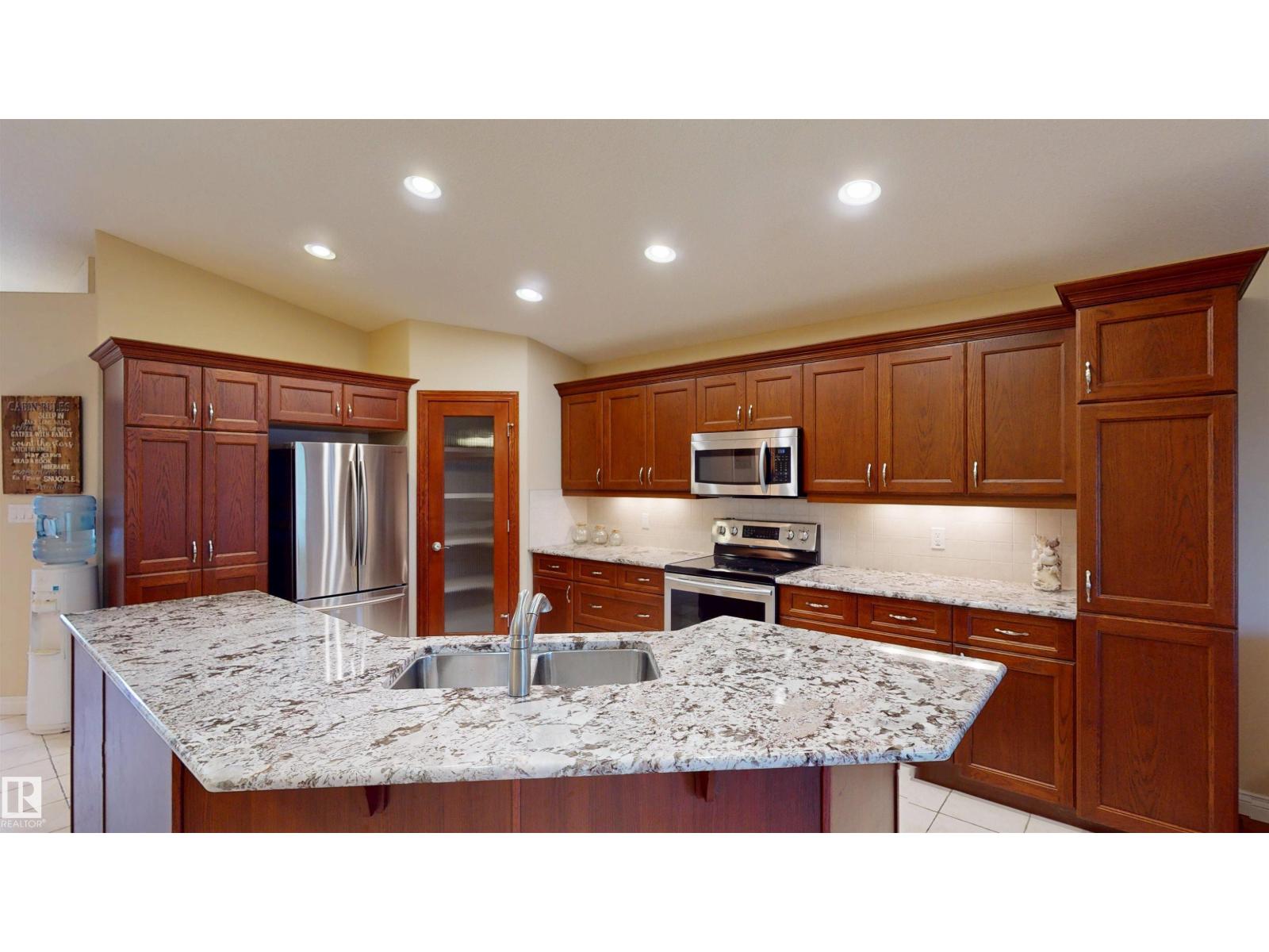 17 53026 RGE ROAD 43 - 12