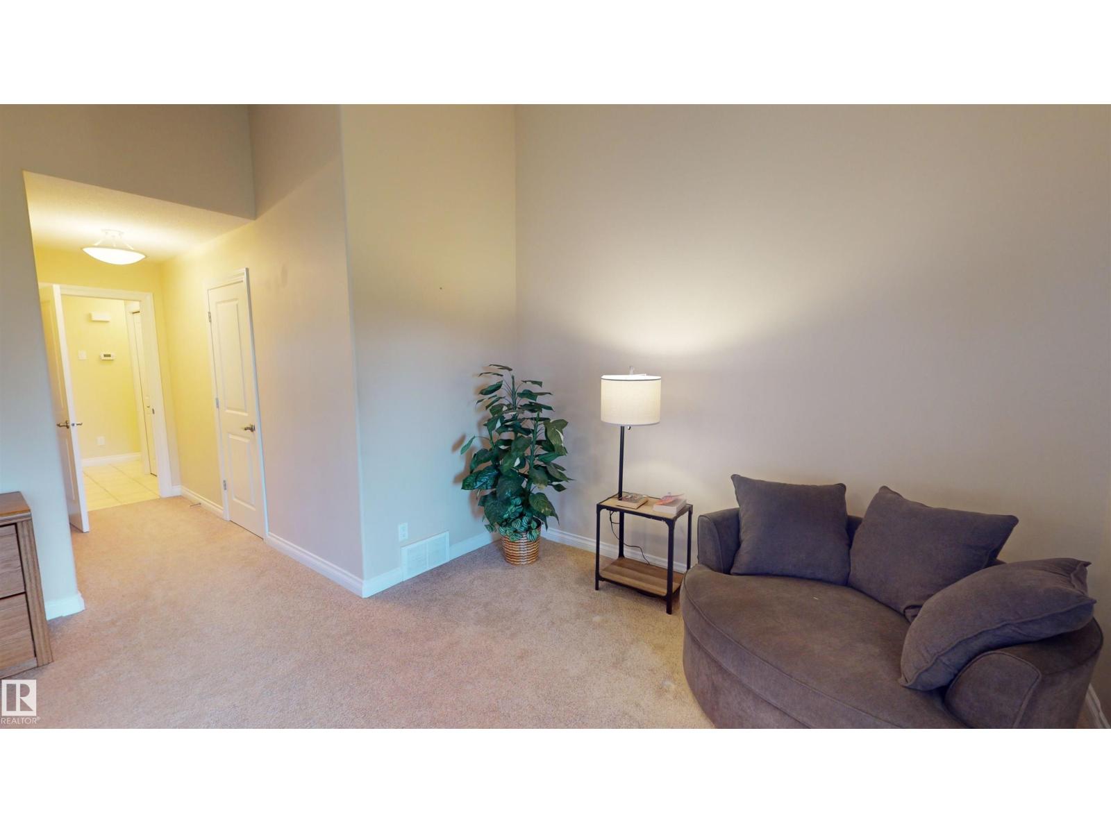 17 53026 RGE ROAD 43 - 21