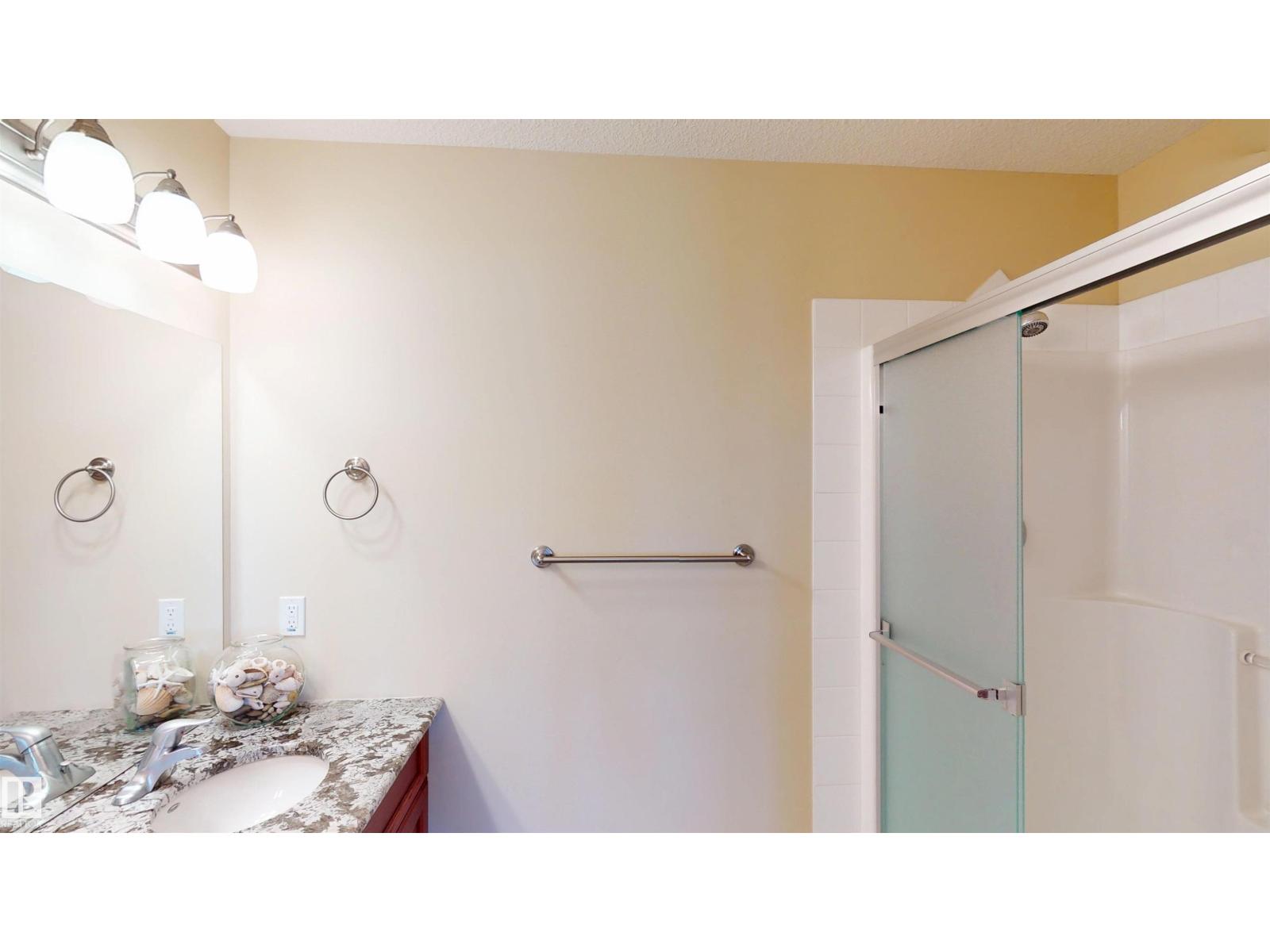 17 53026 RGE ROAD 43 - 23