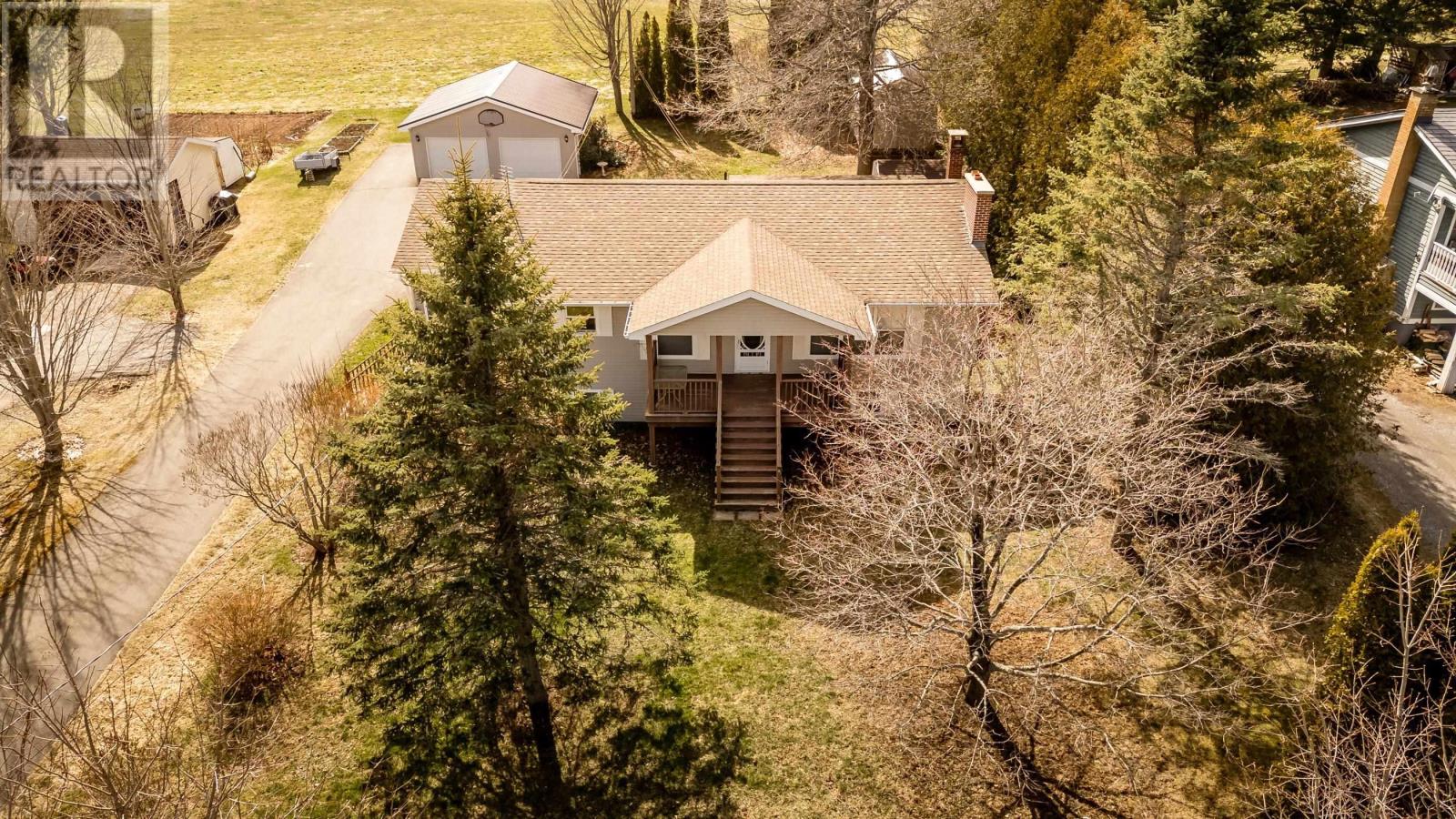 Property 46 of 50 of 581 Highway 360