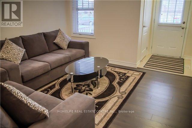 45 LOTHBURY DRIVE - 3