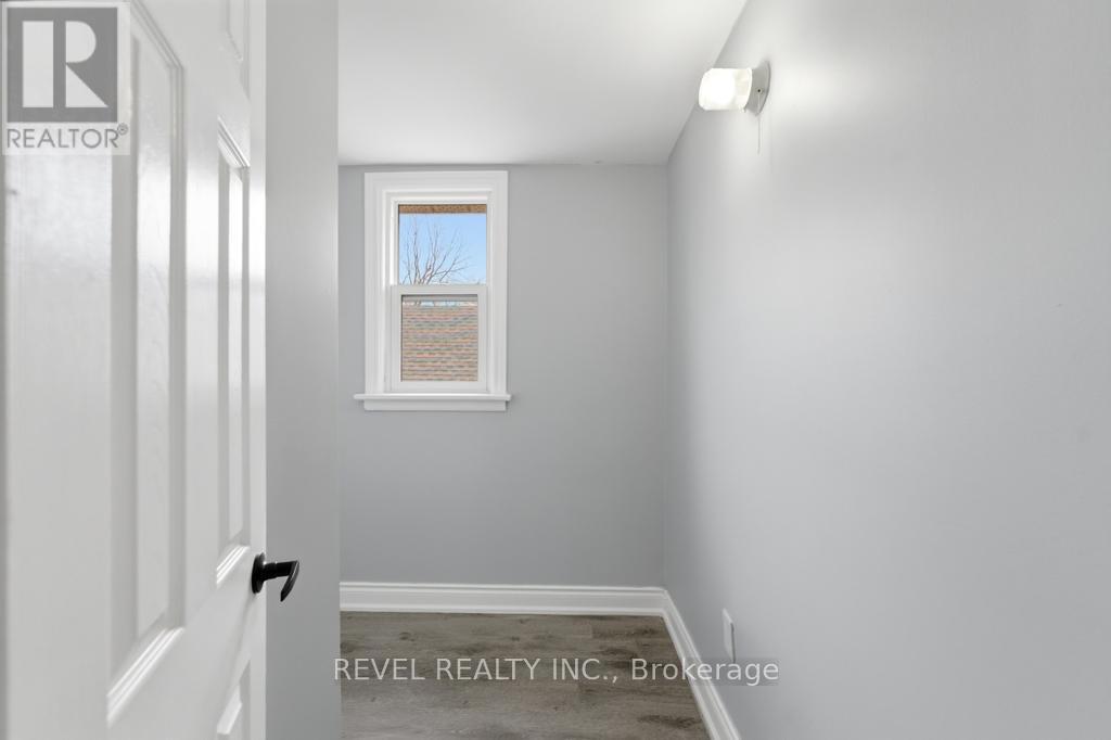 44 JEFFERSON AVENUE - 22