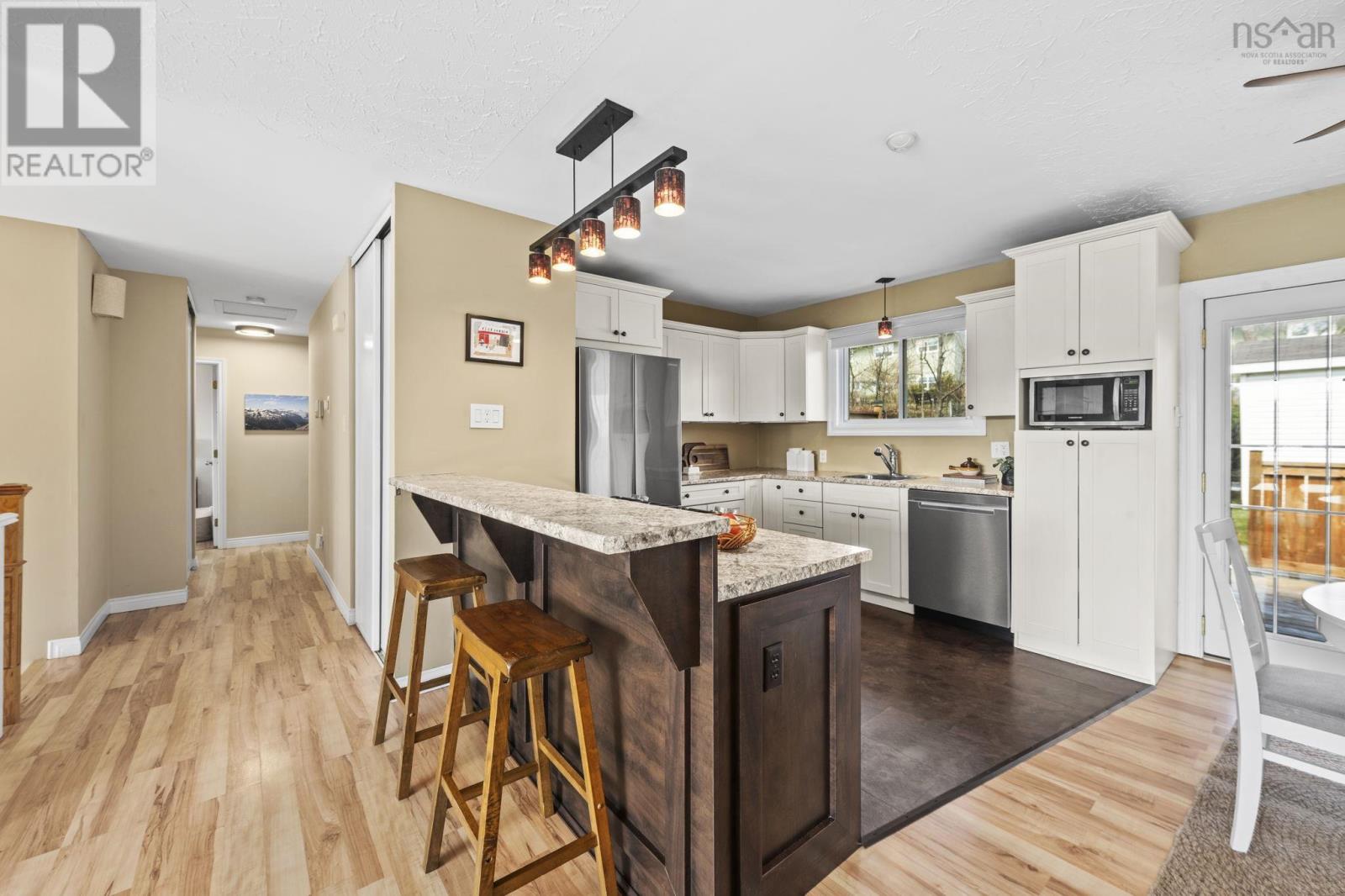 Property 7 of 31 of 43 Woodlawn Road