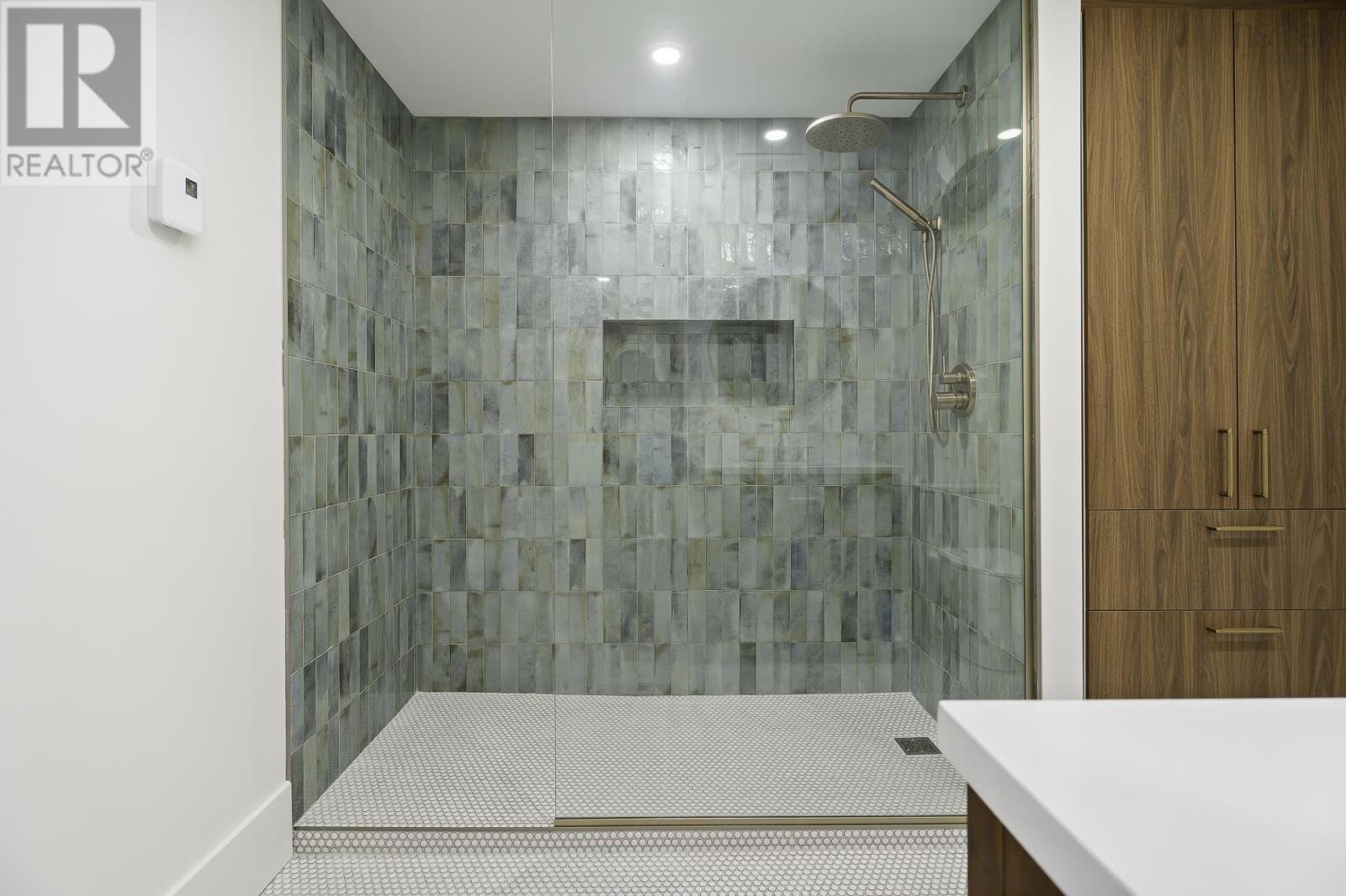 Property 29 of 47 of 604 1540 Summer Street