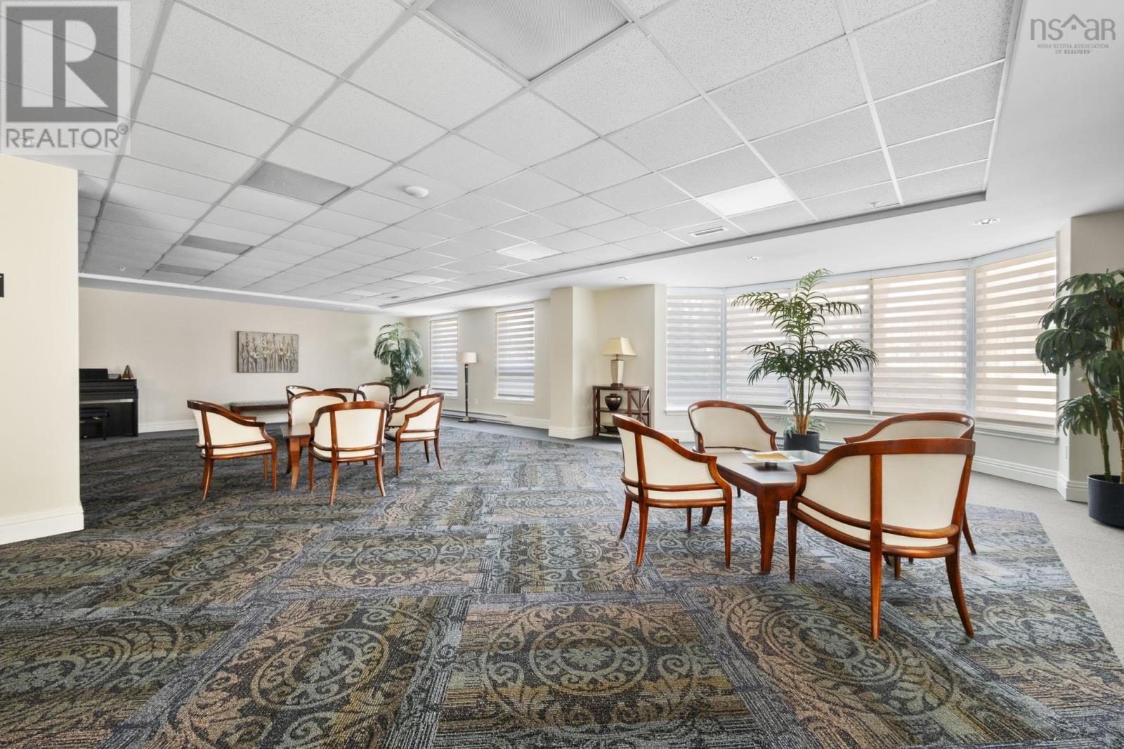 Property 43 of 47 of 604 1540 Summer Street