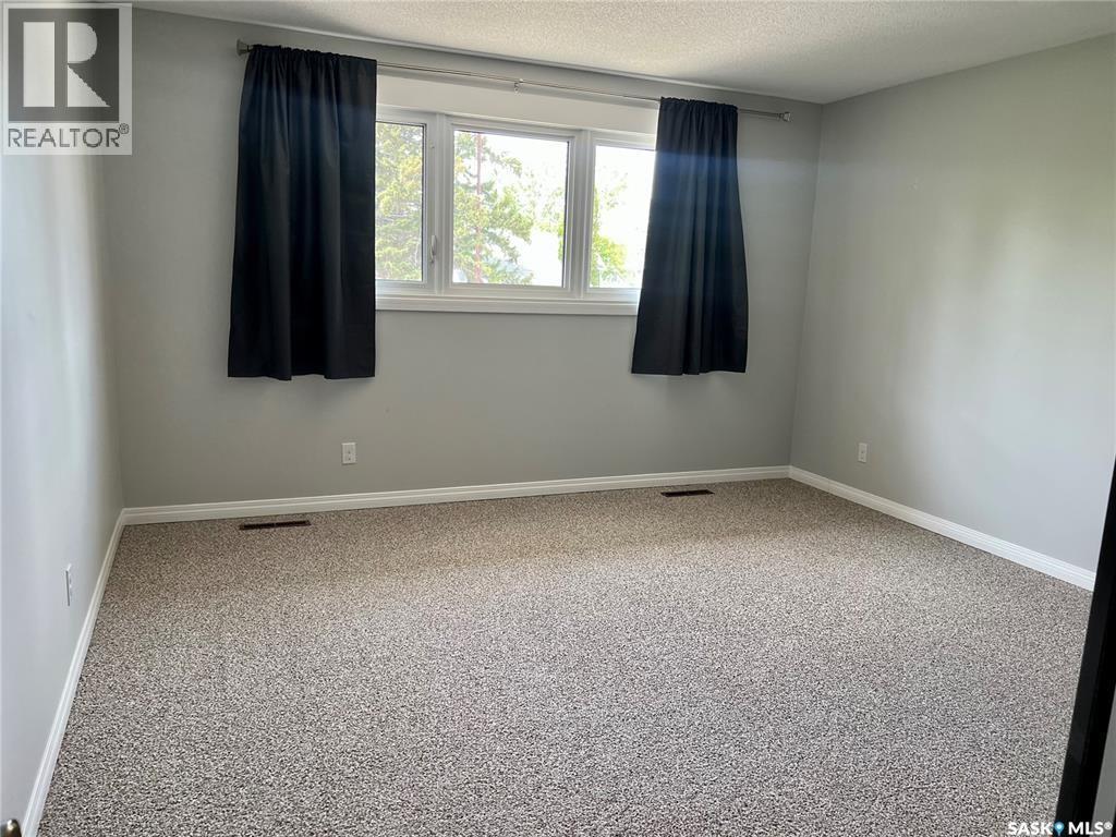 451 3rd AVENUE NW - 12