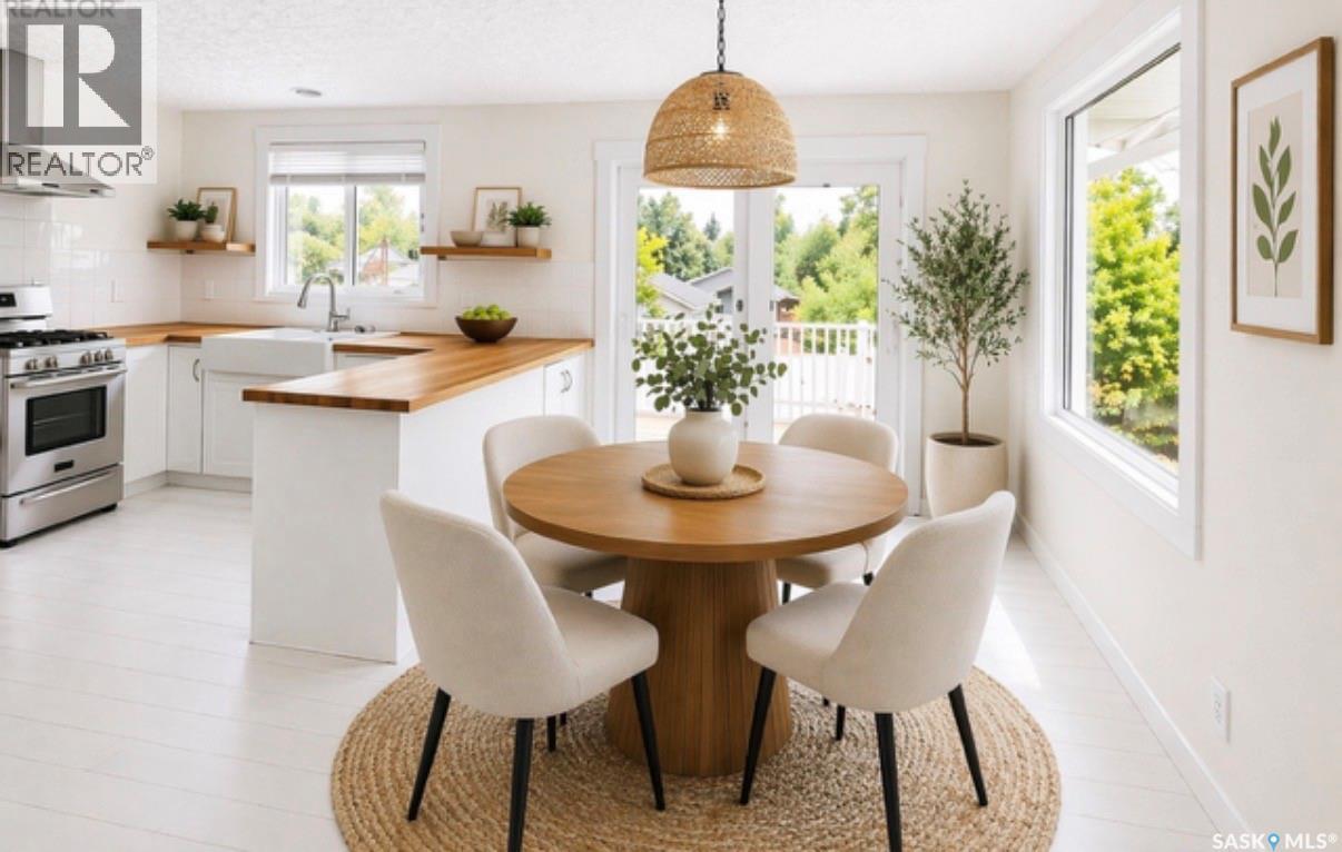 Single Family House Raised bungalow for Sale in  rd AVENUE NW Swift Current 