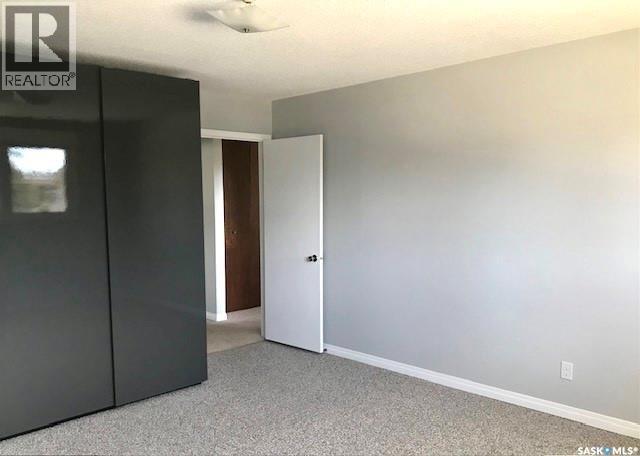 Single Family House Raised bungalow for Sale in  rd AVENUE NW Swift Current 