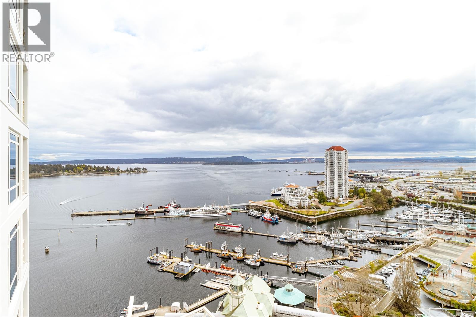 #1402 38 FRONT ST - 27