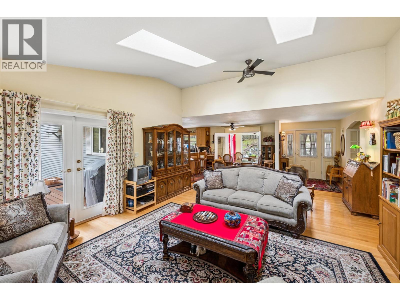 143 SADDLEHORN DRIVE - 16