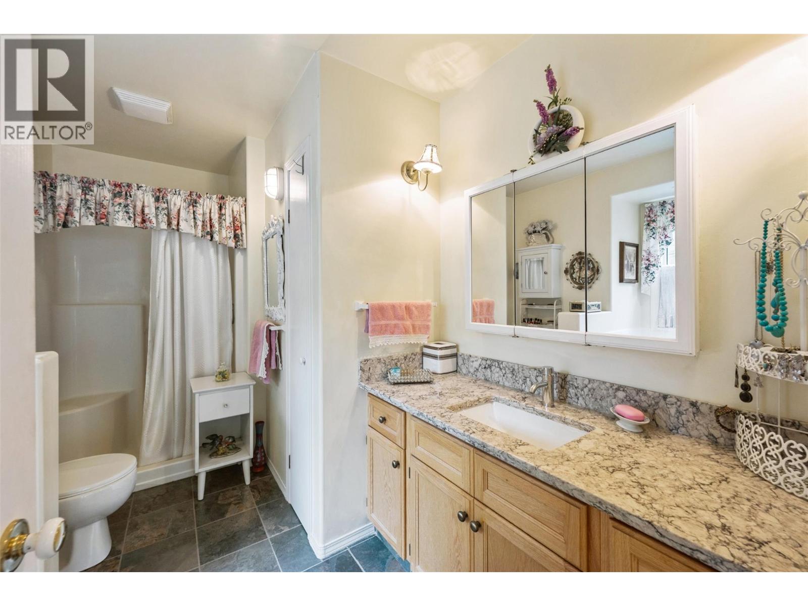 143 SADDLEHORN DRIVE - 41