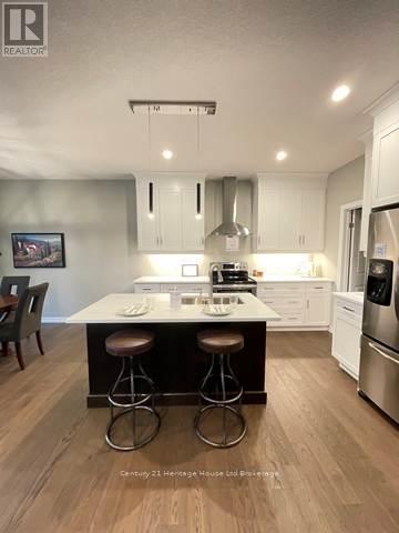 87 MATHESON CRESCENT - 4