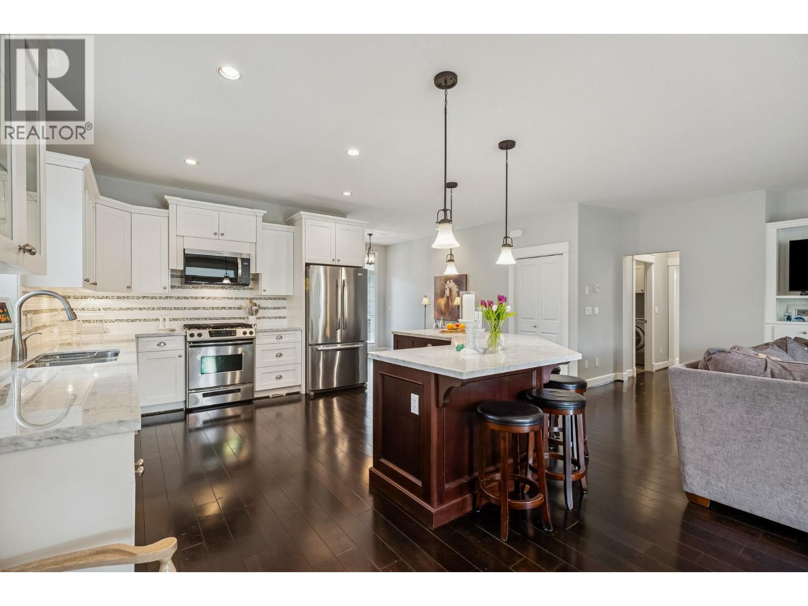 5104 44B Avenue, Delta