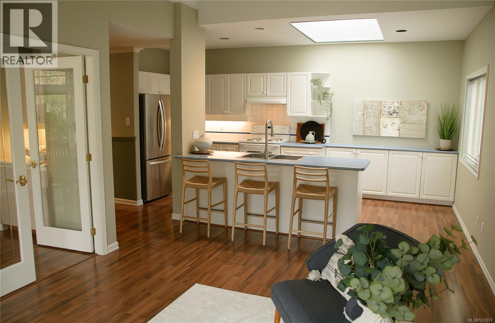 823 Lakes Blvd - 53