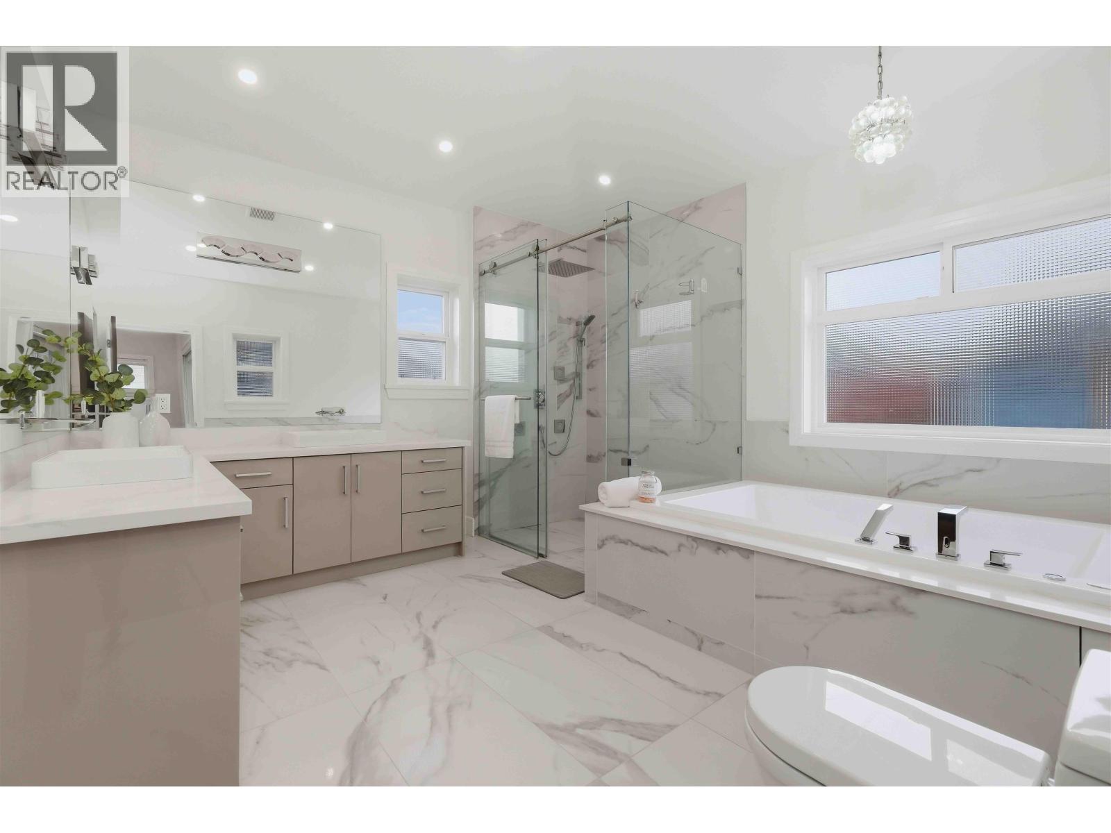 4929 53 Street, Ladner