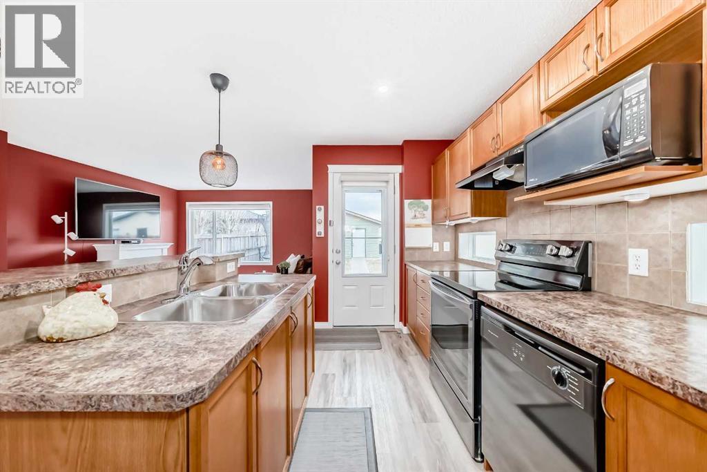 Single Family House for Sale in  Auburn Bay Heights SE Auburn Bay Calgary 