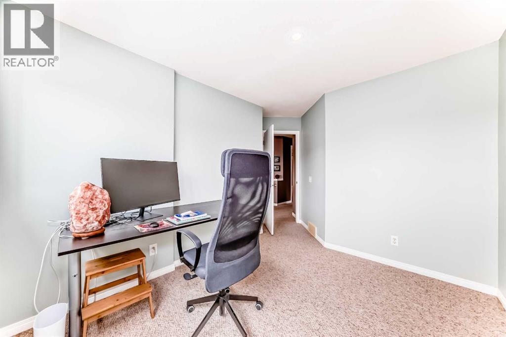 Single Family House for Sale in  Auburn Bay Heights SE Auburn Bay Calgary 