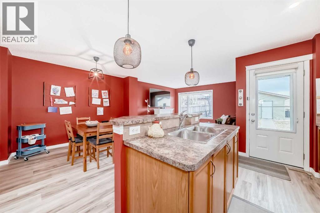 Single Family House for Sale in  Auburn Bay Heights SE Auburn Bay Calgary 