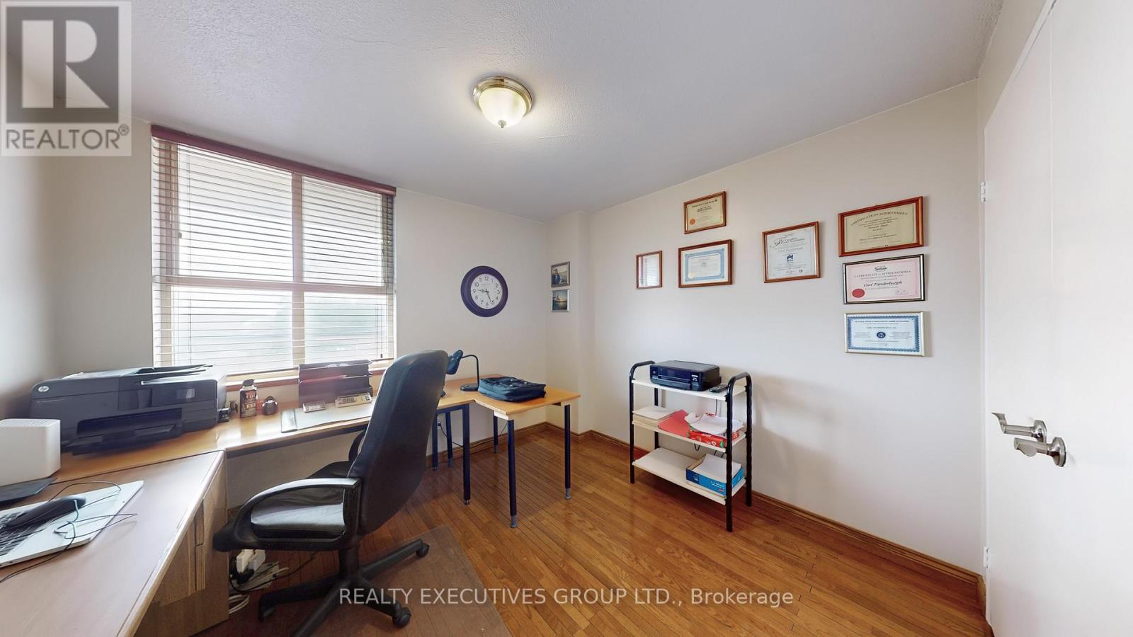 #701 80 INVERLOCHY BOULEVARD - 17