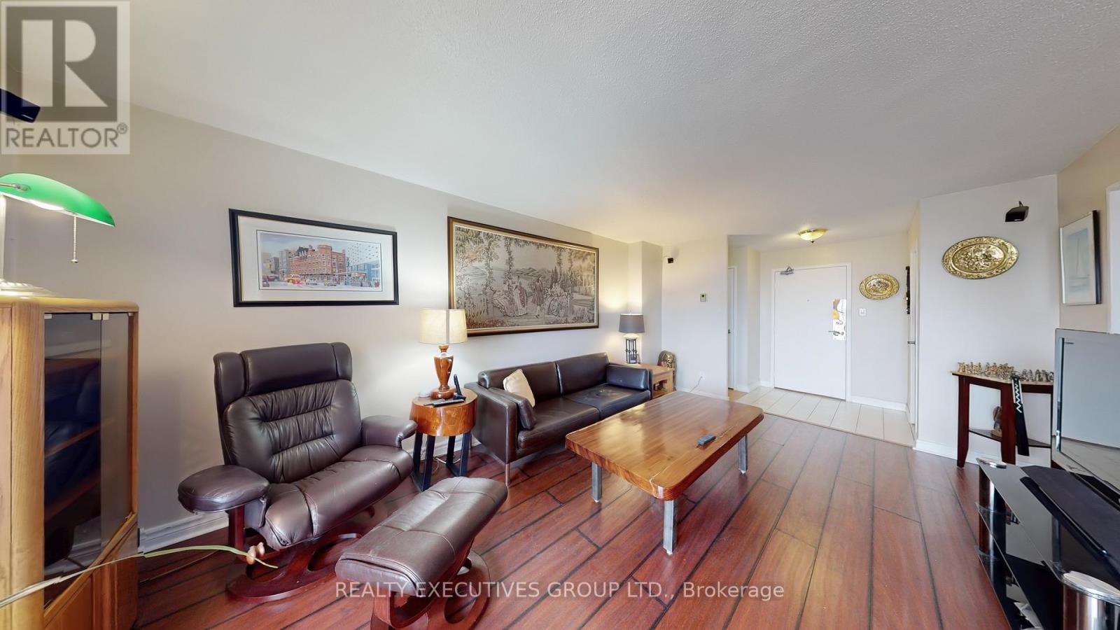 #701 80 INVERLOCHY BOULEVARD - 7
