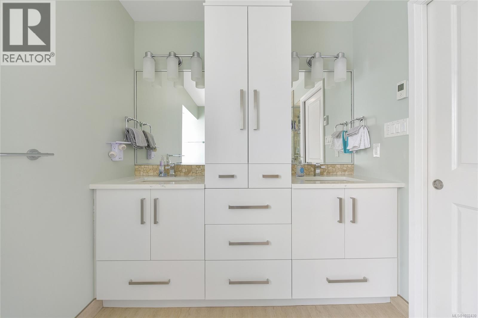 597 PINE RIDGE DR - 15