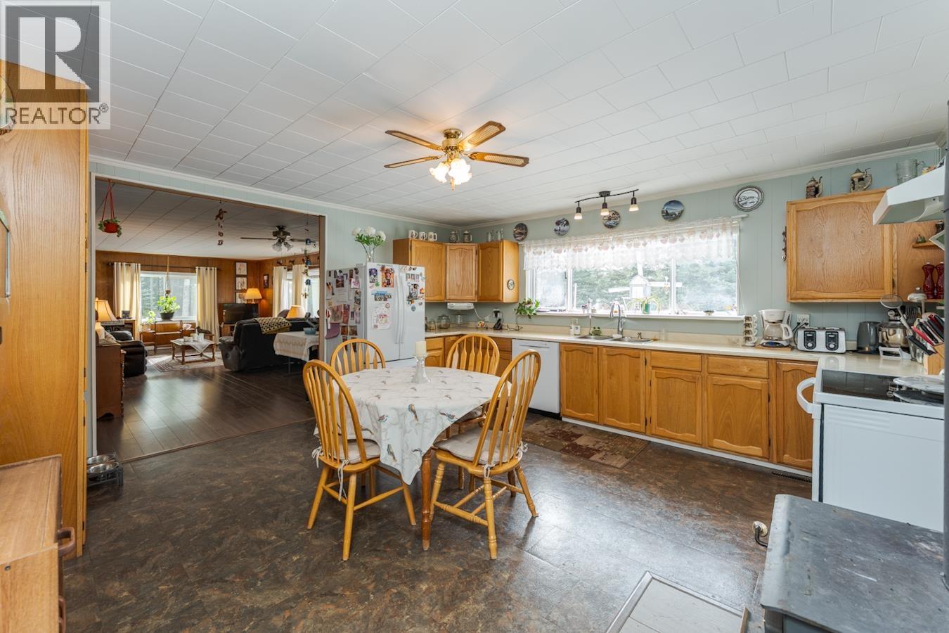 20770 CARIBOO HIGHWAY - 8