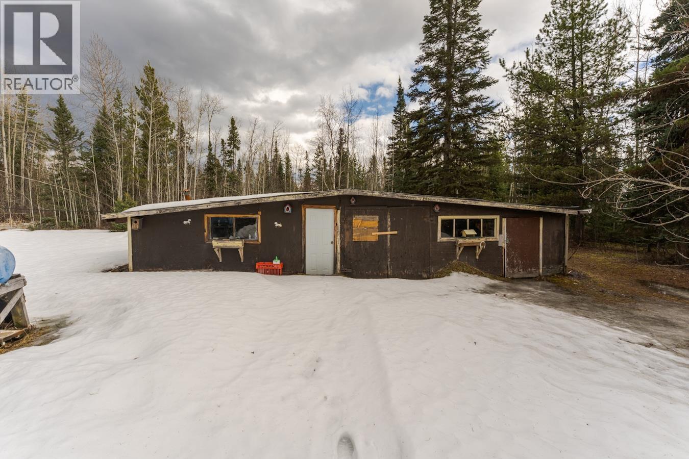 20770 CARIBOO HIGHWAY - 26