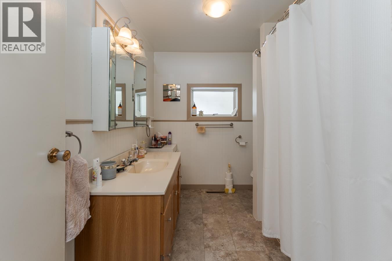 20770 CARIBOO HIGHWAY - 17