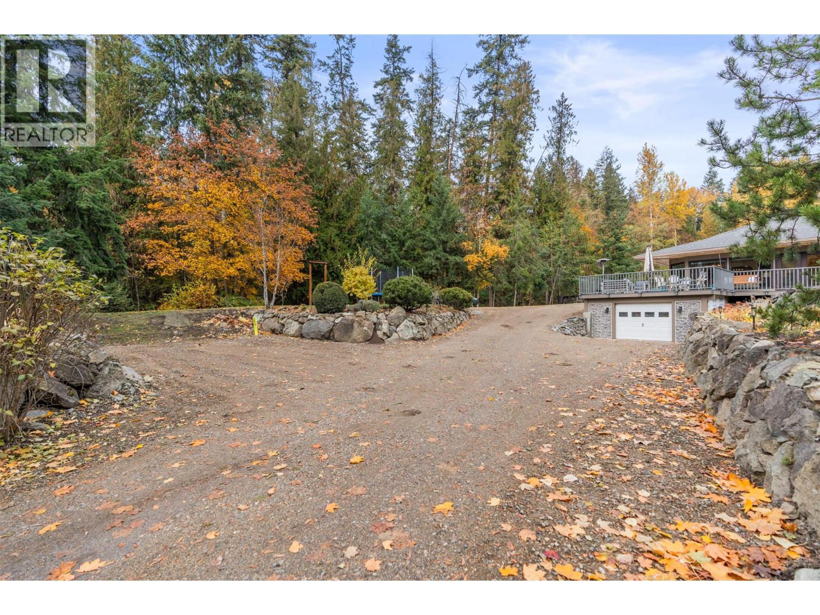  5615 East Vernon Road, Vernon