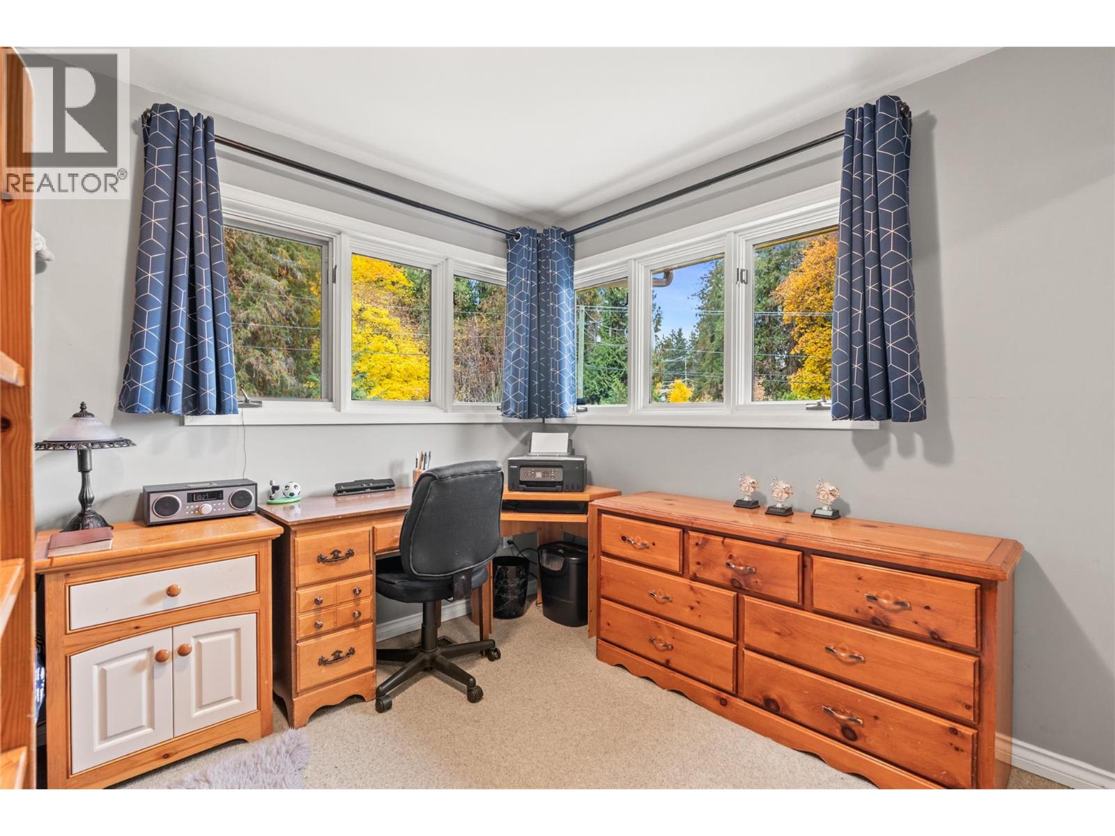  5615 East Vernon Road, Vernon