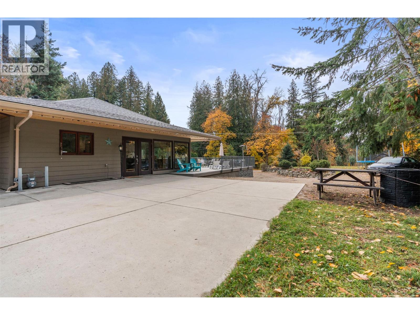  5615 East Vernon Road, Vernon