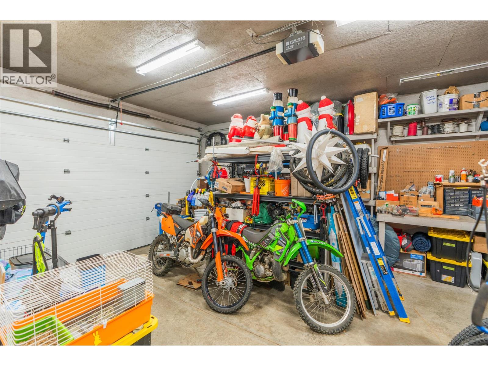  5615 East Vernon Road, Vernon