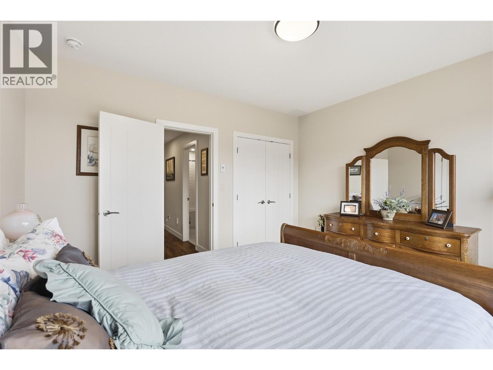 4012 RIO VISTA WAY - 54