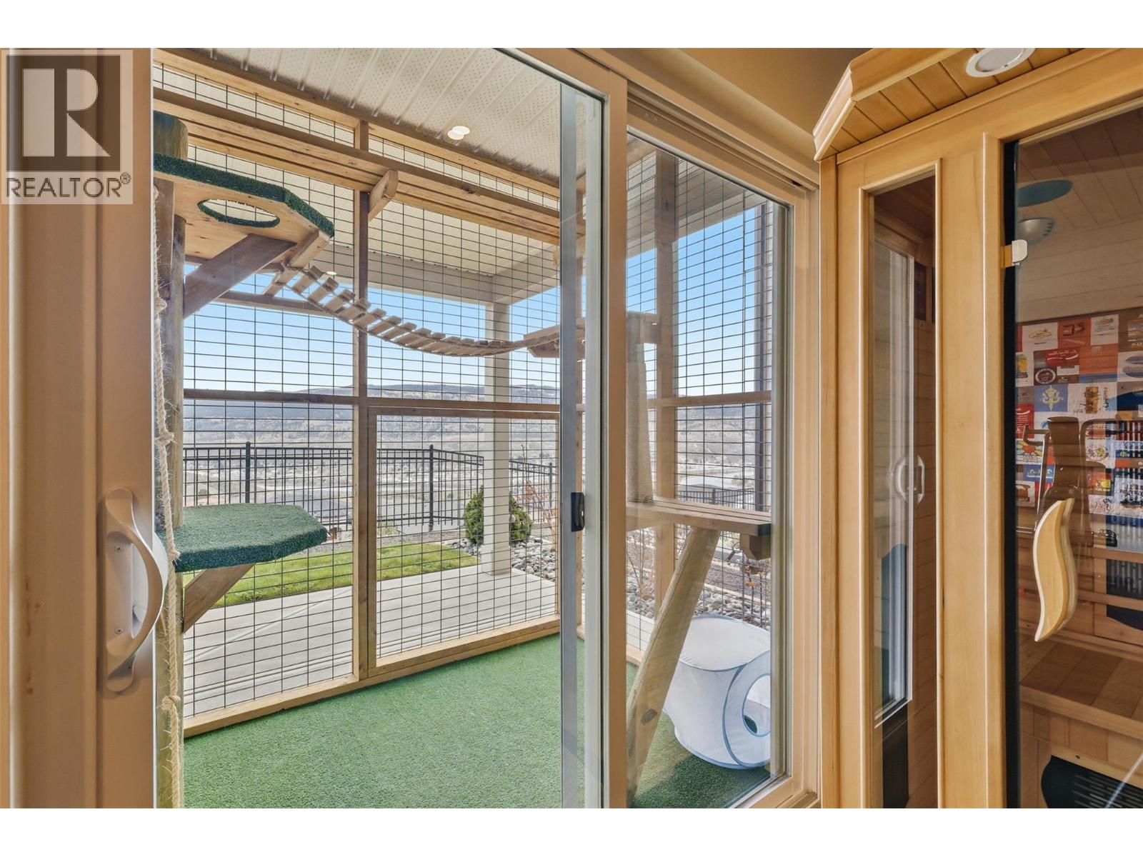 4012 RIO VISTA WAY - 46