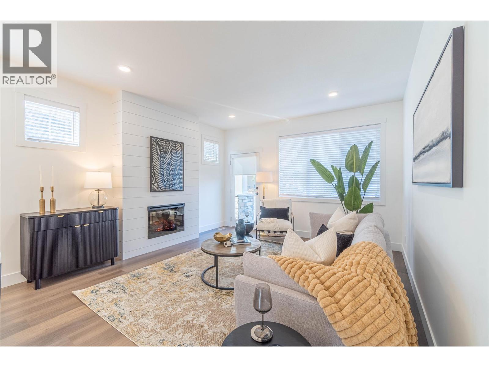 #132 200 GRAND BOULEVARD - 6