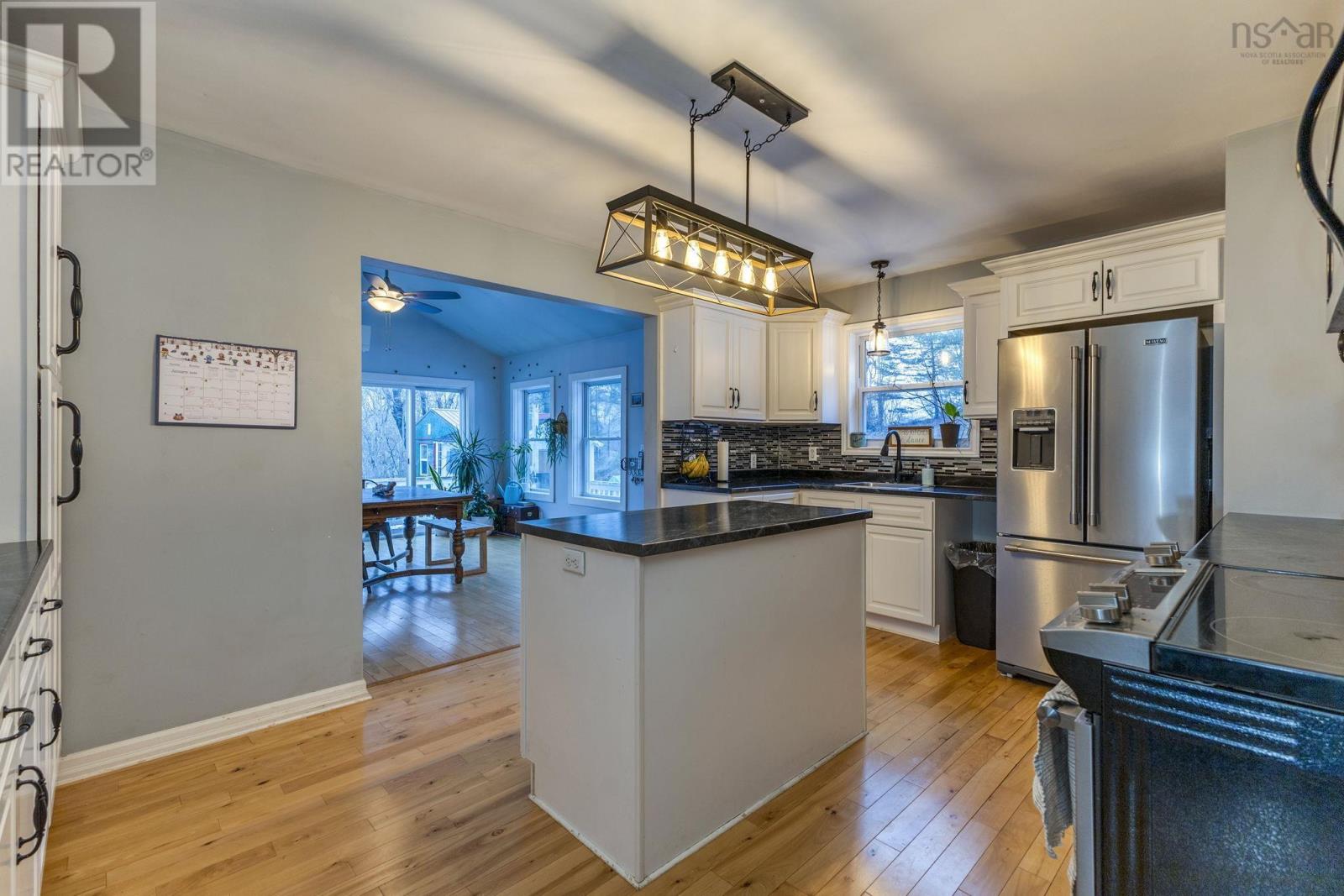 Property 15 of 36 of 2408 Wyvern Road