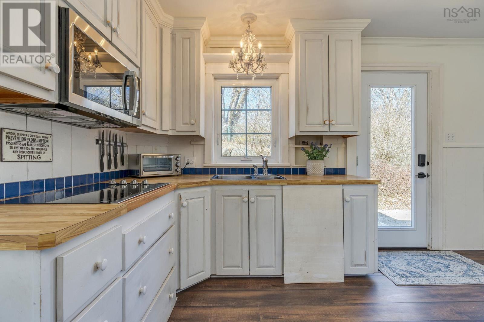 Property 12 of 50 of 5284 Highway 3