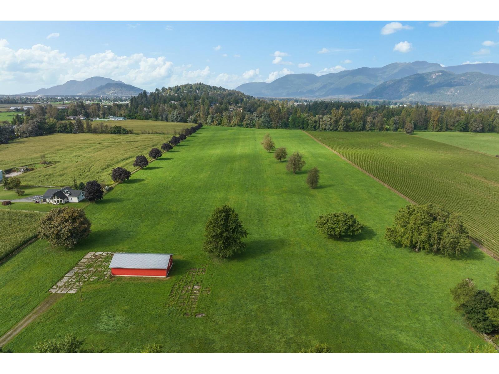 10125 REEVES ROAD, East Chilliwack — photo 2