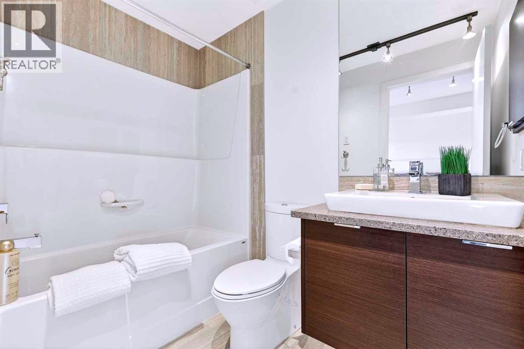 
          1719 9A Street Southwest
            <br/>
            <span>Calgary</span>
            , 
            <span>AB</span>
             <span>T2T6S3</span>
         - Photo 14