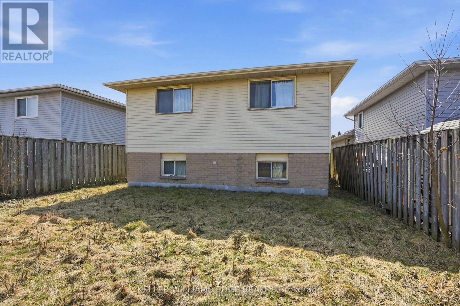 41 KENNARD STREET — photo 19