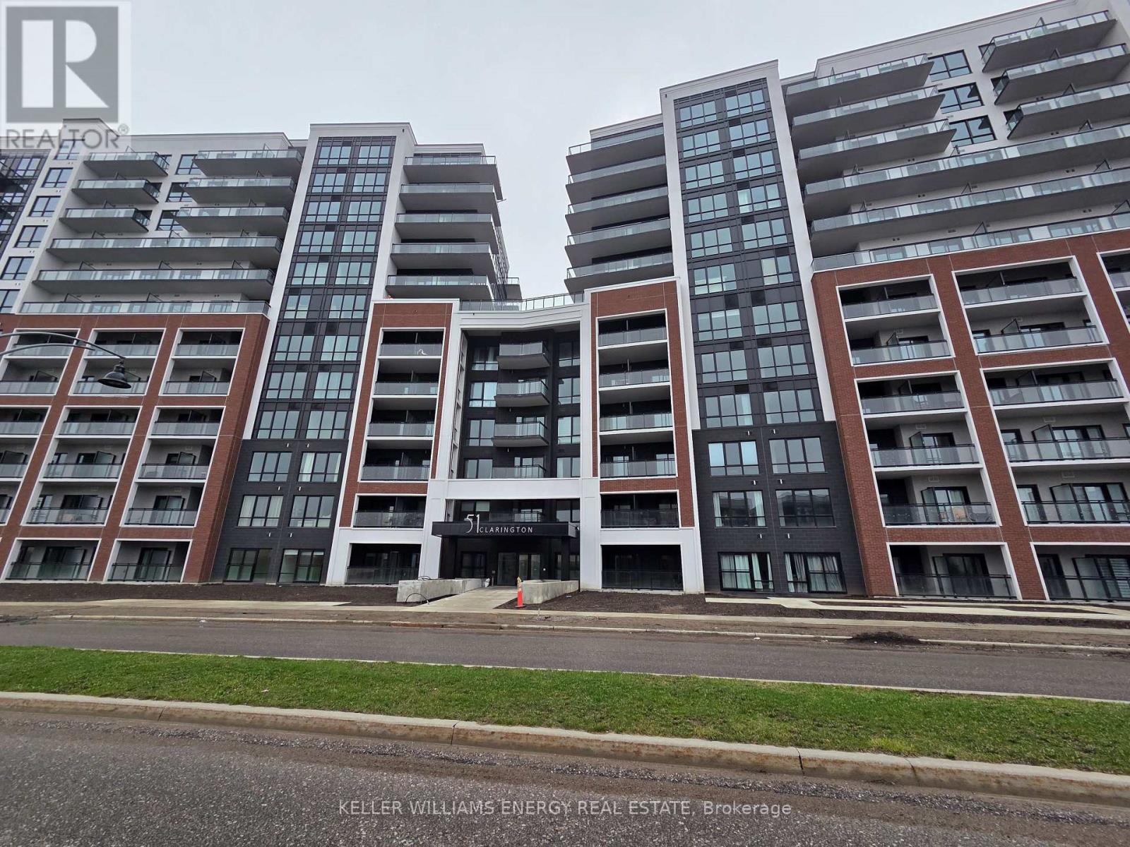 1010 - 51 CLARINGTON BOULEVARD