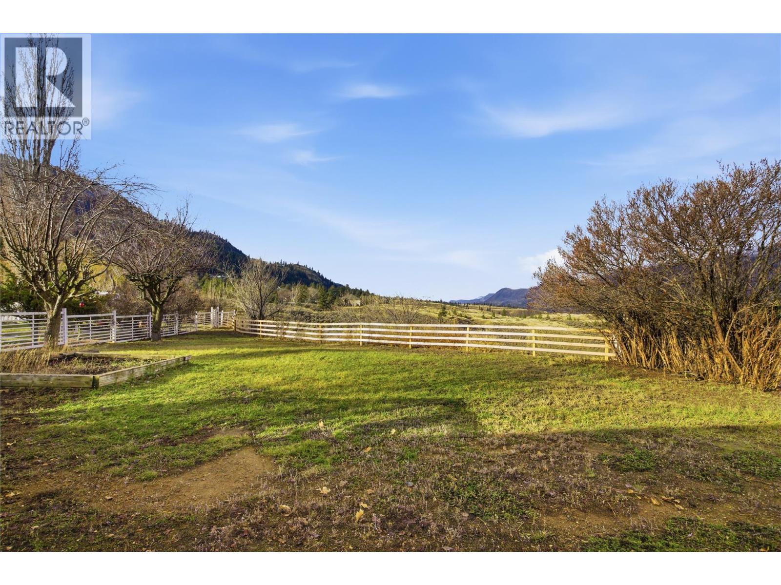 779 KLAHANIE DRIVE - 24